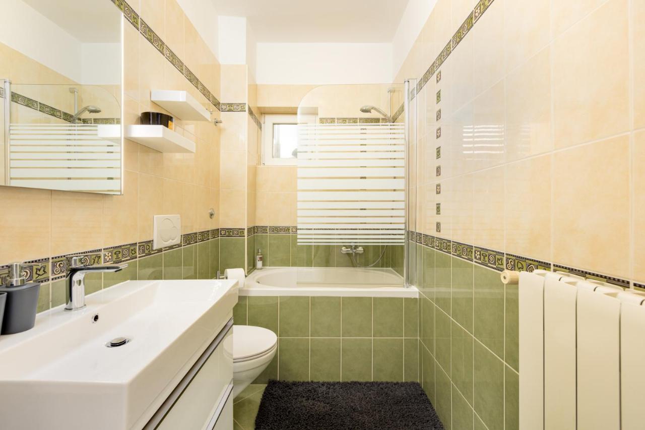 Apartman Marina Vrbnik Extérieur photo