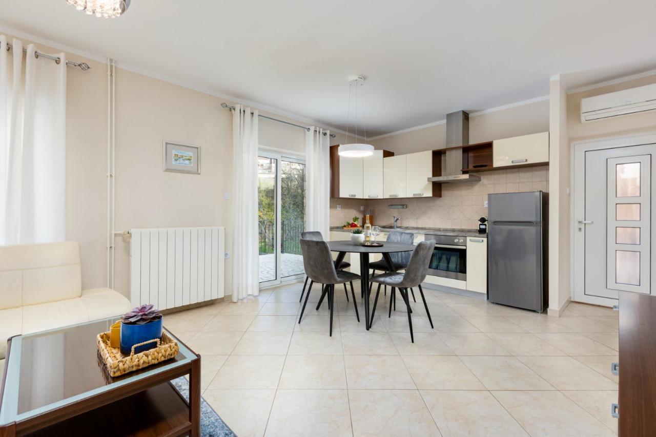 Apartman Marina Vrbnik Extérieur photo