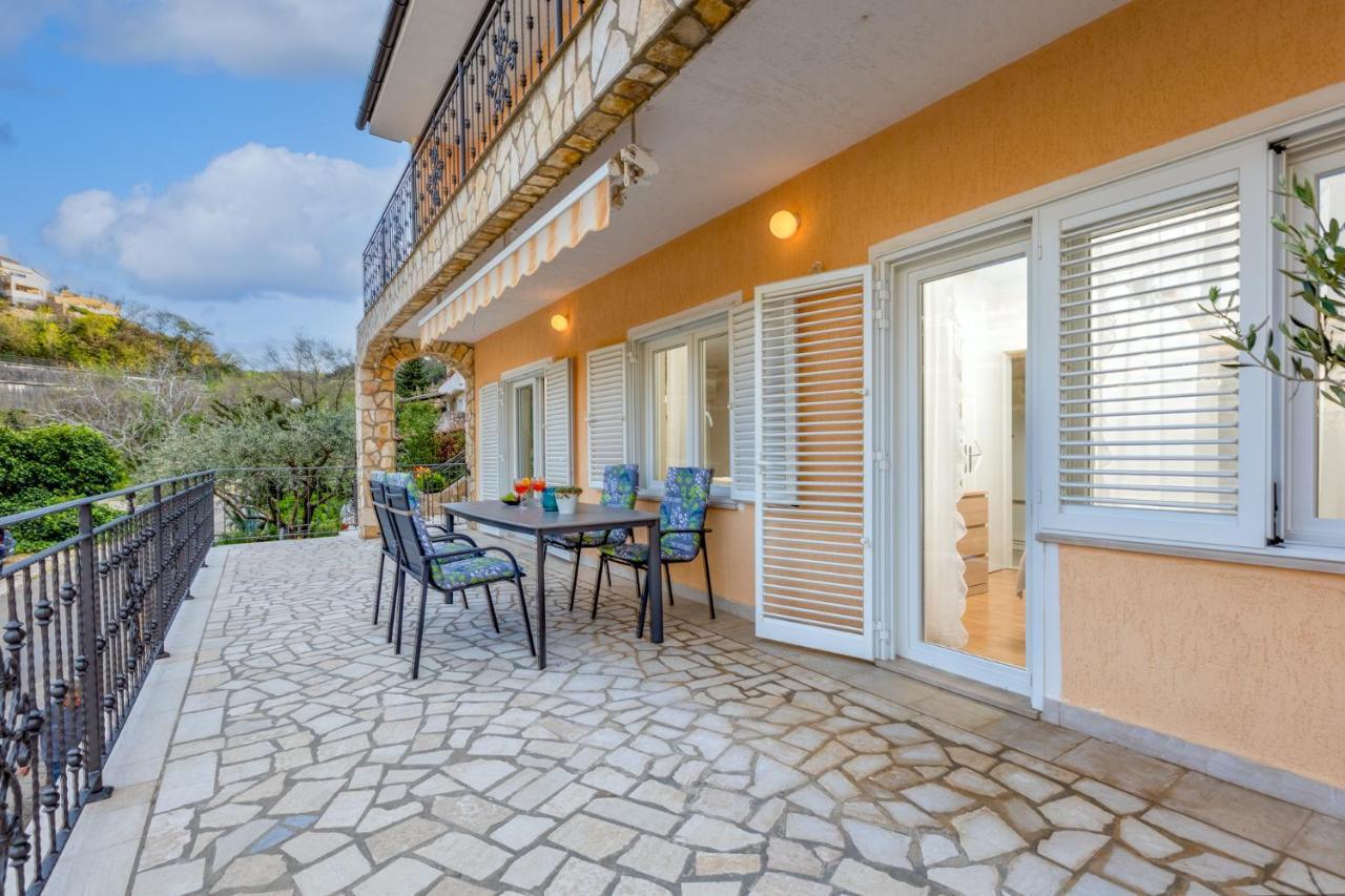 Apartman Marina Vrbnik Extérieur photo