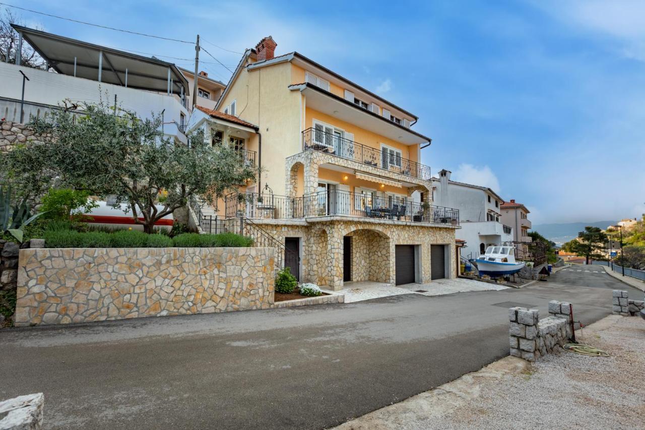 Apartman Marina Vrbnik Extérieur photo